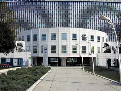 facade musee leclerc paris